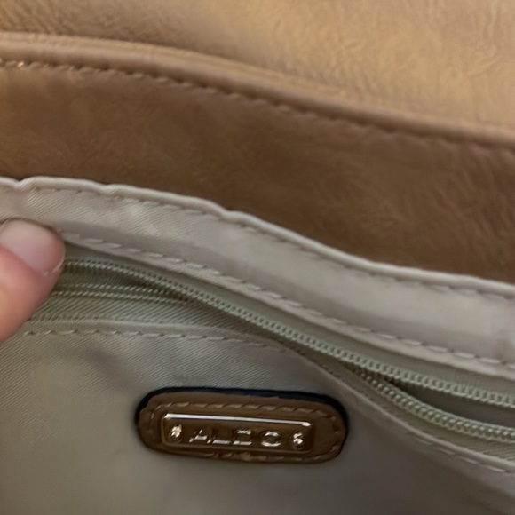 Light Brown with gold details Aldo shoulder bag - Picture 6 of 7